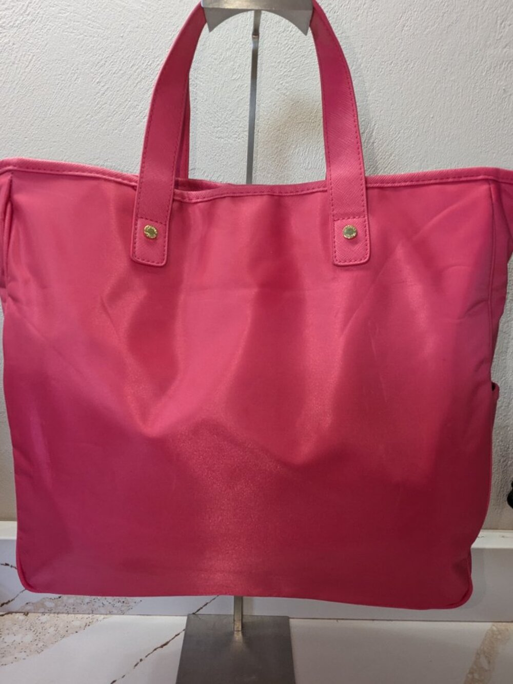 Victoria's Secret neon pink tote, EUC! - Picture 4 of 4